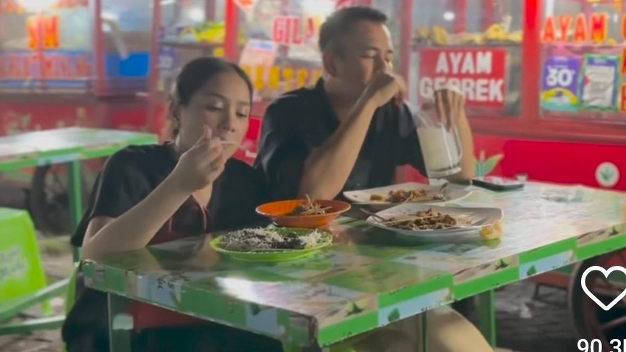 Potret Raffi Ahmad Ajak Istri ke Tempat Penuh Kenangan Bareng Seseorang, Nagita Slavina Santai 'Sama Cewek?