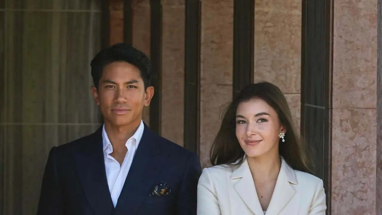 Potret Pangeran Abdul Mateen dan Anisha Rosnah (Instagram/@tmski)