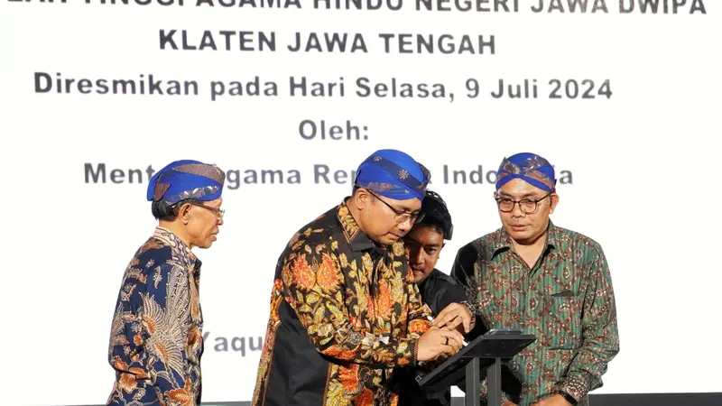 Menteri Agama (Menag) Yaqut Cholil Qoumas meresmikan Sekolah Tinggi Agama Hindu Negeri (STAHN) Jawa Dwipa Klaten Jawa Tengah. (Istimewa)