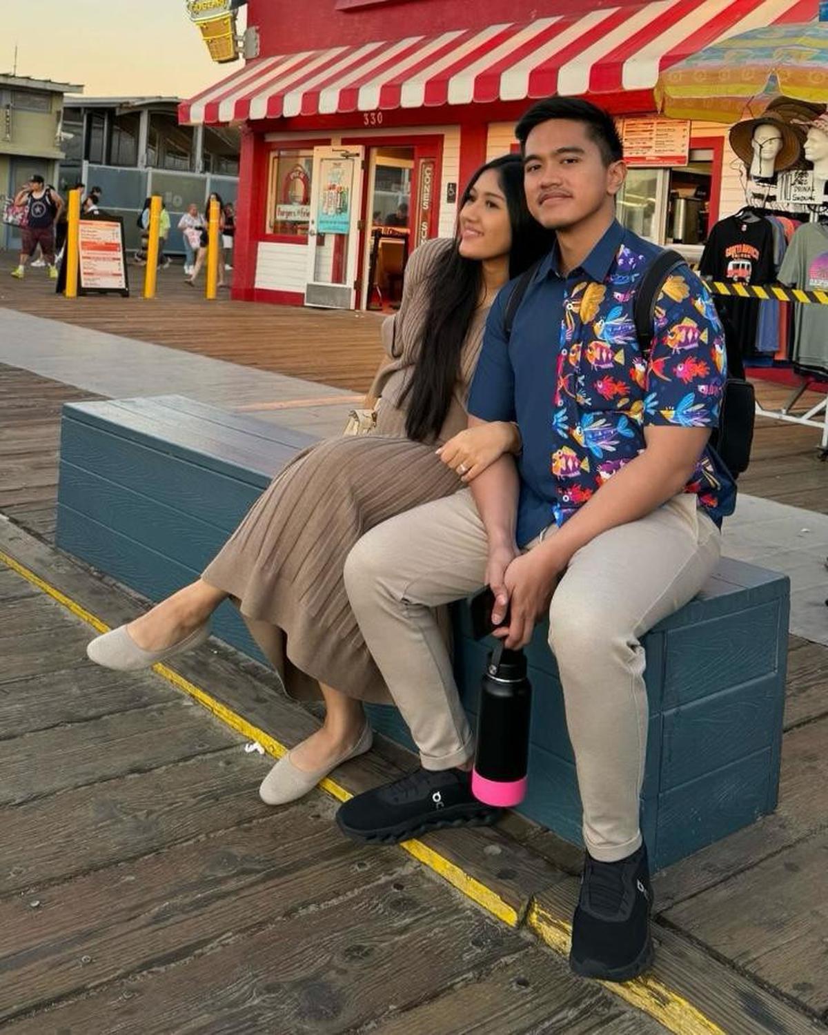 Gaya Kaesang Pangarep Dampingi Erina Gudono Ikut Orientasi Program S2 di Amerika Serikat, Pakai Tas Rp26 Juta