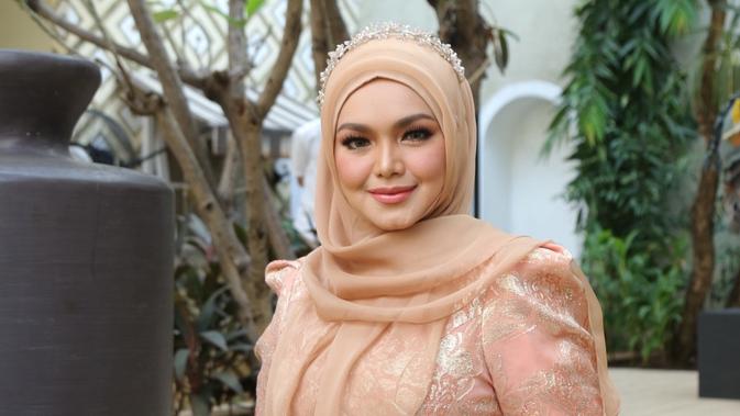 Lirik Lagu Aku Bidadari Syurgamu Dato Sri Siti Nurhaliza News Entertainment Fimela Com