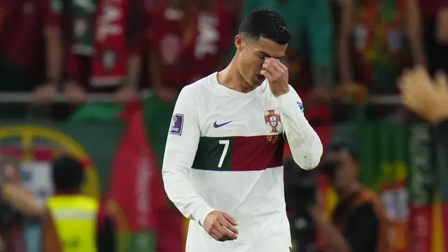 Momen Pilu Cristiano Ronaldo Menangis di Lapangan