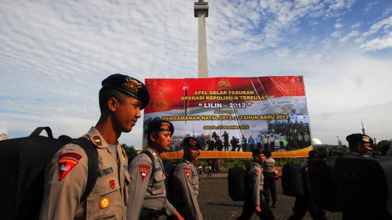 Apel gelar pasukan 'Operasi Lilin 2012' di Lapangan Monas