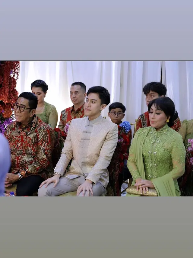 6 Potret Yayuk Suseno di Momen Lamaran Sang Putra, Awet Muda di Usia 65 Tahun
