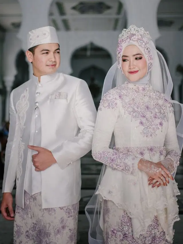 [Bintang] Istri Tommy Kurniawan