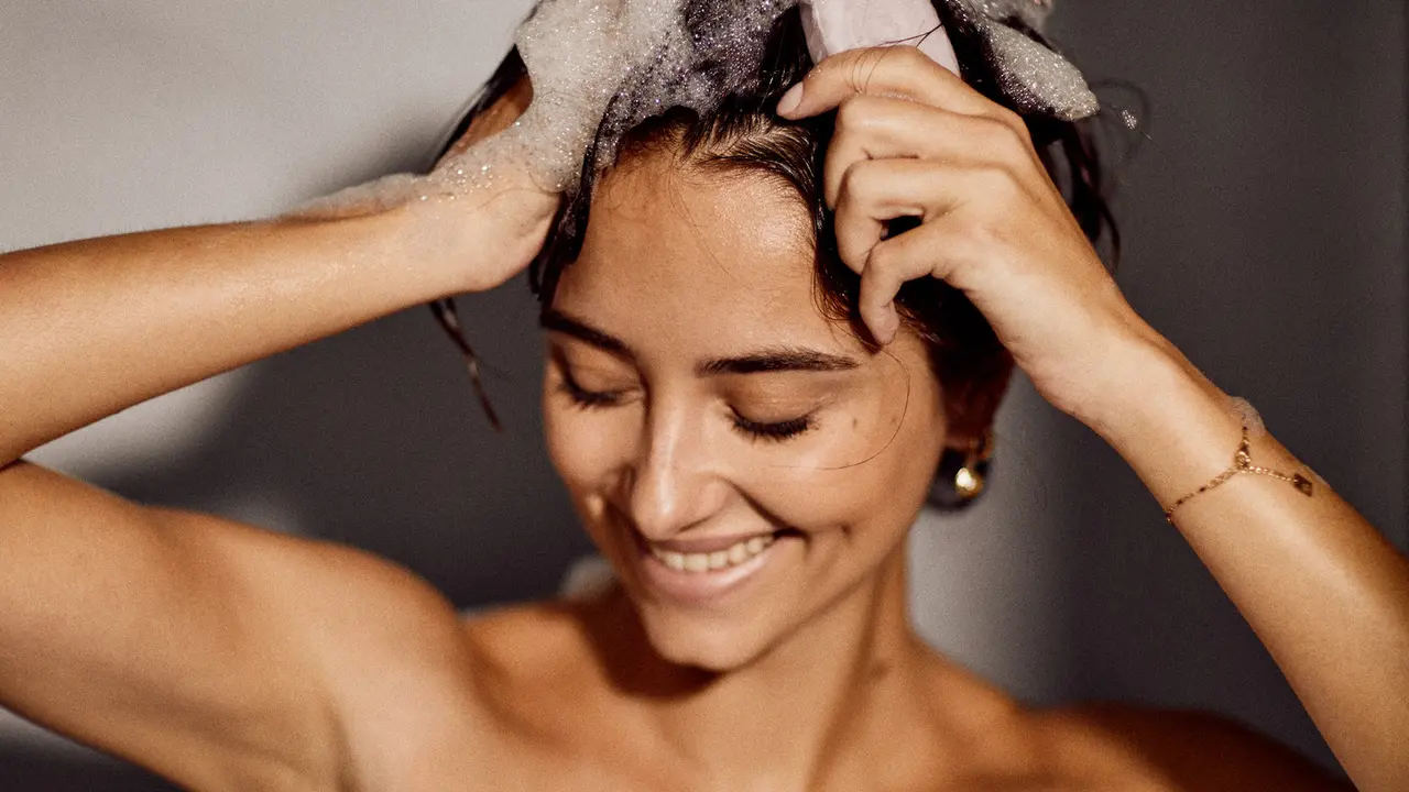 Review: Mencoba Keramas Sampo Batangan Ramah Lingkungan untuk Rambut Berminyak