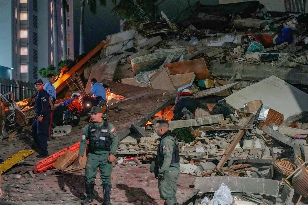 FOTO: Gempa Kembar Dahsyat Guncang Venezuela