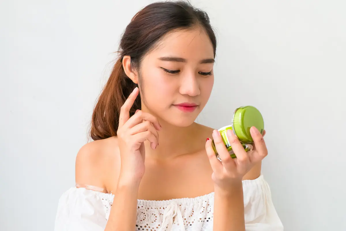 5 Alasan Perawatan Wajah Tak Boleh Ditinggalkan Perempuan