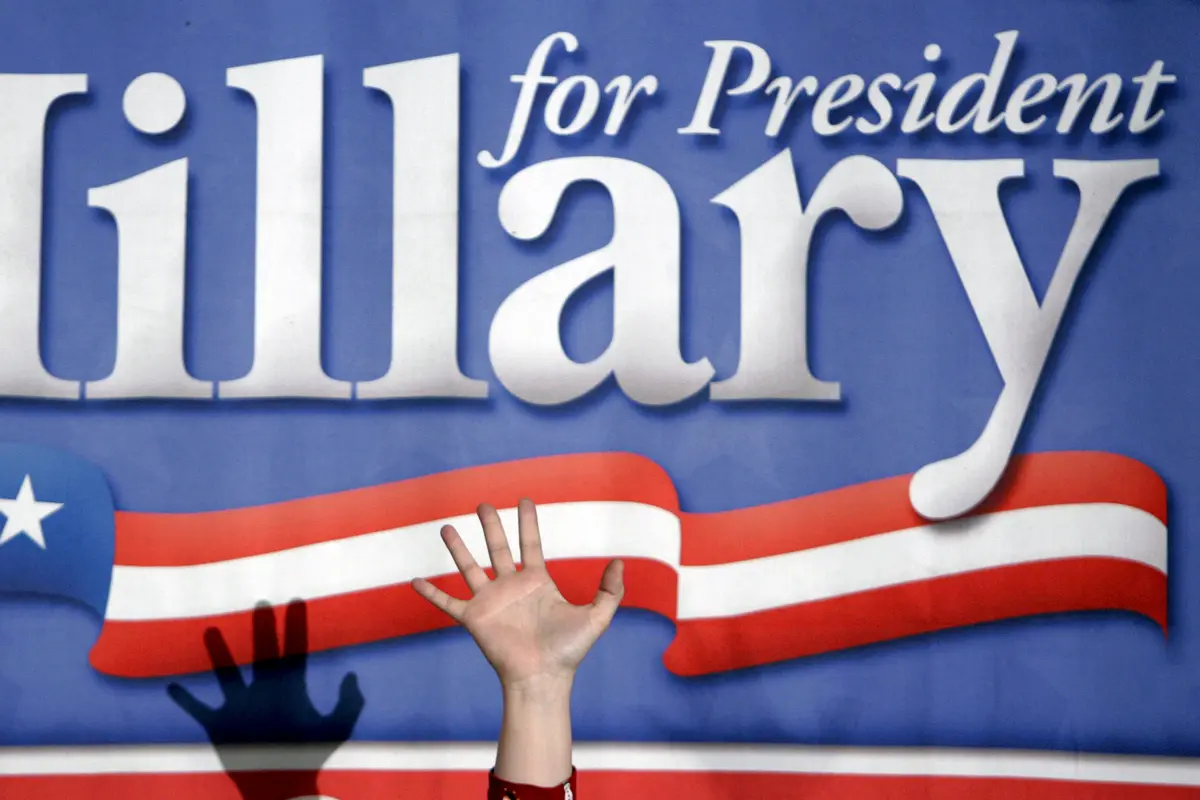 Hillary Clinton Kampanye Presiden Pertama ke Iowa