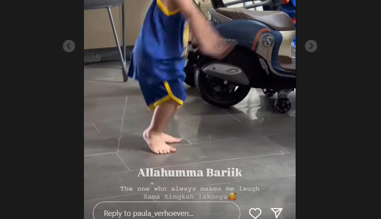 Menurutnya, sang anak adalah penyemangat. kedua buah hatinya mampu membuatnya tersenyum di tengah masalah yang ada. (Foto: Instagram/ paula_verhoeven)