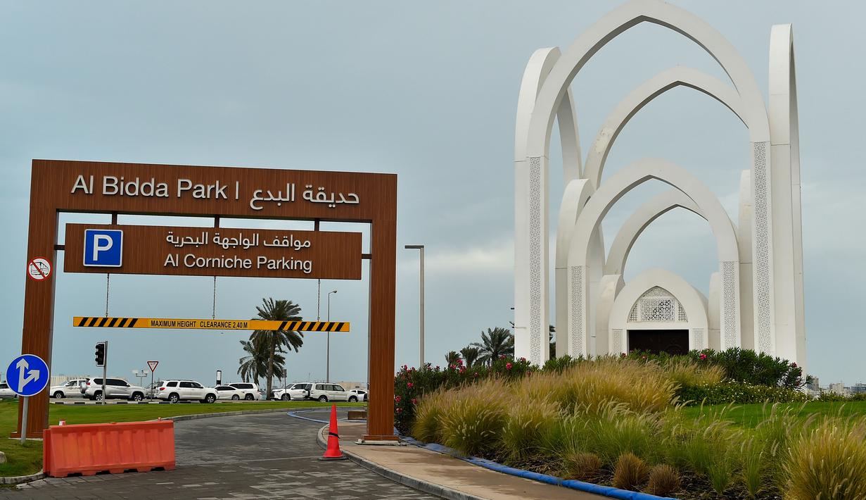 Pemandangan Taman Al Bidda di tengah pandemi COVID-19 di Doha, ibu kota Qatar,  (13/4/2020). (Xinhua/Nikku)