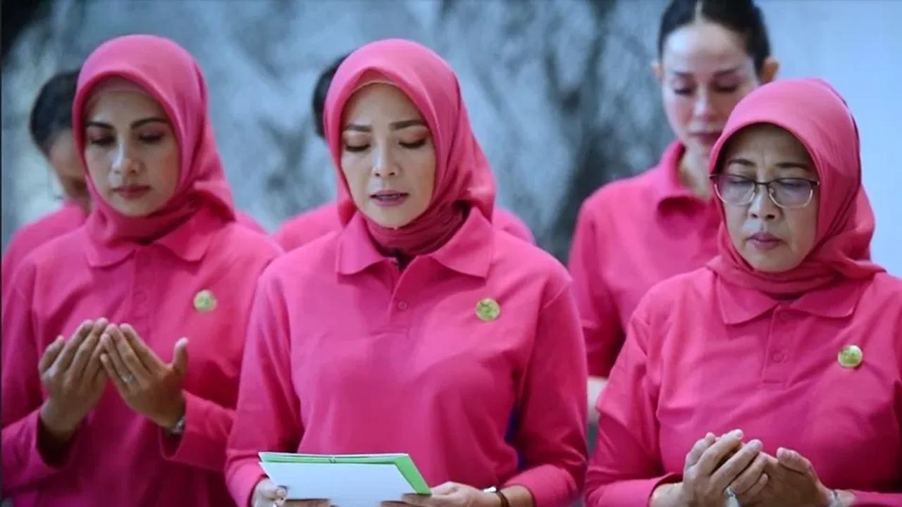 Sebagai sosok ibu, Iriana bersimpati melihat kondisi di Palestina, terutama bagi kehidupan anak-anak yang harus menghadapi situasi sulit tersebut.<br>