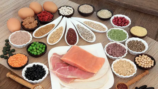 7 Makanan Tinggi Protein yang Penting untuk Anak