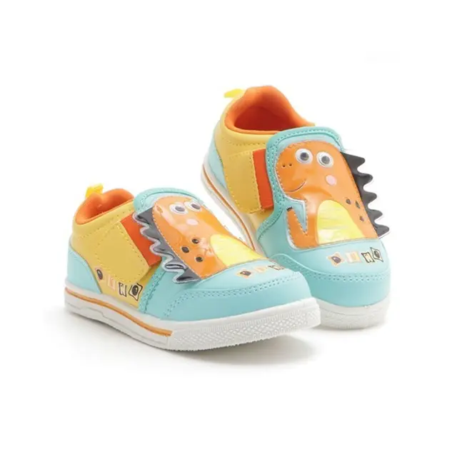 10 Rekomendasi Sepatu Anak Laki-laki, Tampil Keren dengan Harga Terjangkau