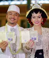 Rasa gugup yang kerap datang saat menjelang berlangsungnya momen-momen besar dalam hidup tampaknya tidak berlaku bagi Arie Pujianto. (Adrian Putra/Bintang.com)