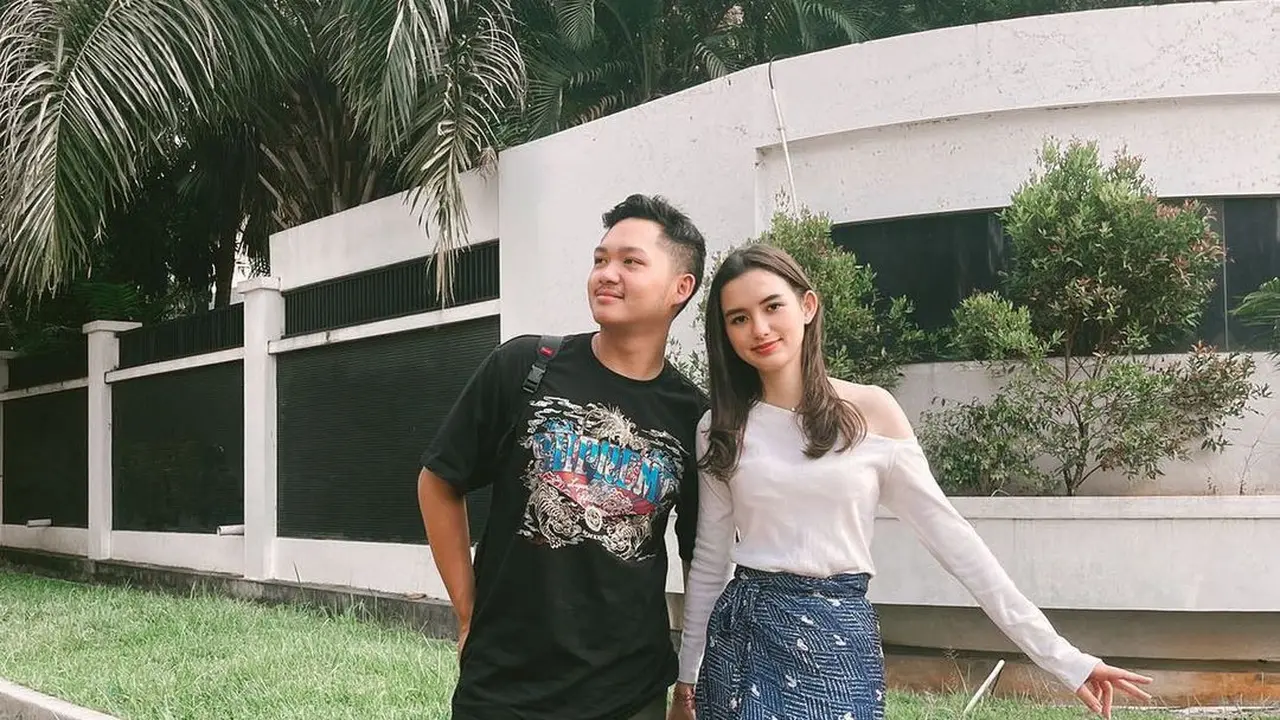 Sarah Menzel dan Azriel Hermansyah