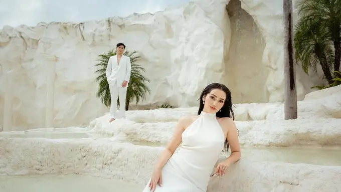 Pernikahan Makin Dekat, Ranty Maria Tampil bak Pengantin Modern dengan Gaun Putih dan Wet Look Makeup di Prewedding Terbaru