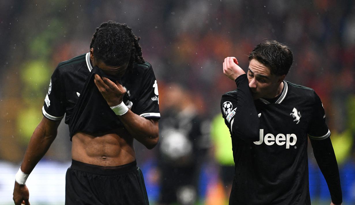 Juventus dipaksa menyerah dari Galatasaray dengan skor telak 2-5 pada leg pertama play-off fase gugur Liga Champions UEFA 2025/2026. Laga ini berlangsung di Rams Park, Rabu (18/2/2026) dini hari WIB. (Yasin Akgul/AFP)
