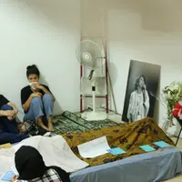 Ade Irawan Meninggal Dunia, Jumat (17/1/2020). (Daniel Kampua/Fimela.com)