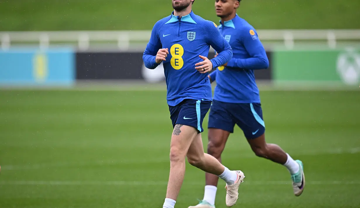 Ada beberapa nama besar yang secara mengejutkan tidak dipanggil. Sebut saja Raheem Sterling dan juga Anthony Gordon. (Paul ELLIS / AFP)