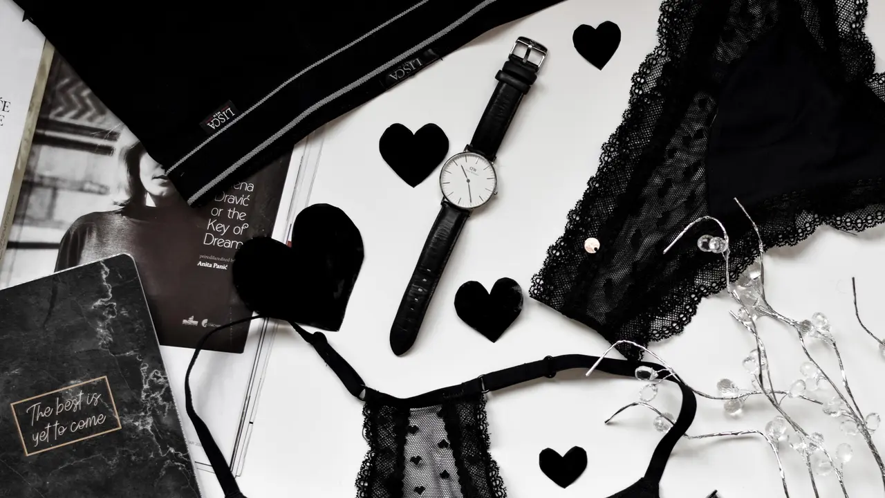 Underwear/unsplash Danijela