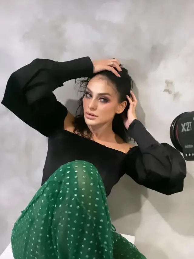 Istri Jerinx SID, Nora Alexandra yang cantik seperti Galgadot