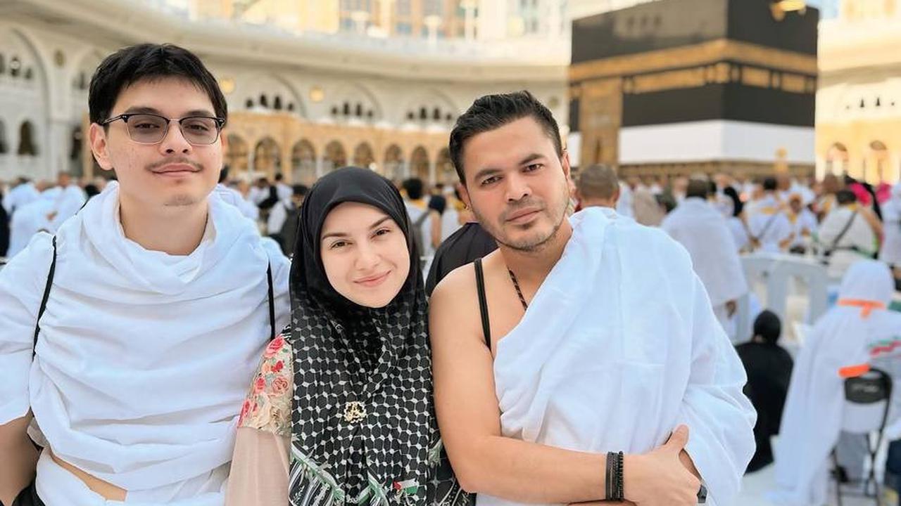 Berangkat Haji, Potret Irish Bella Sudah Berada di Tanah Suci - Didoakan Lancar dan Mabrur