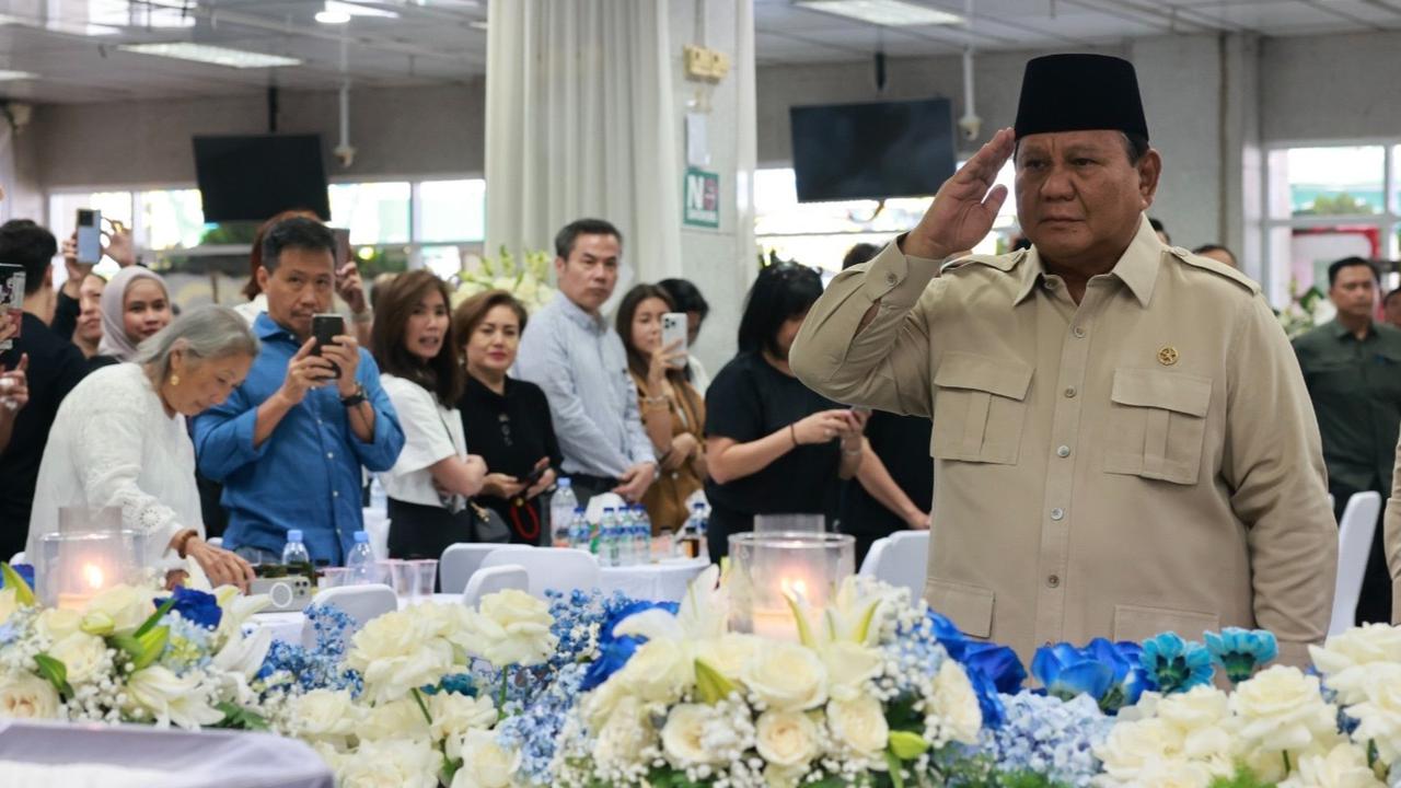 Badan Tegap, Hormat Terakhir Presiden Prabowo buat Kwik Kian Gie