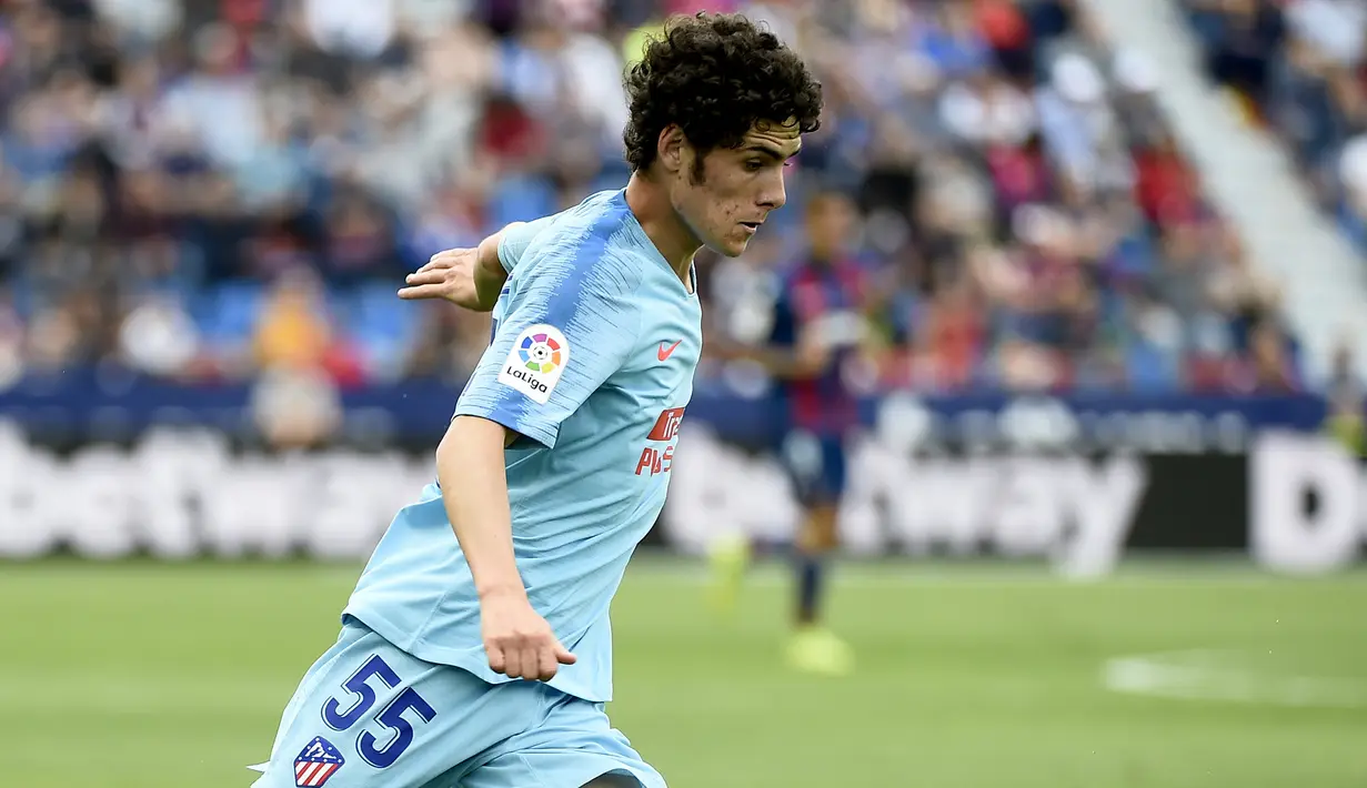 6. Sergio Camello (Atletico Madrid) - Pemain berusia 19 tahun ini mampu menunjukkan kemampuannya untuk mencetak banyak gol. Sergio Camello diprediksi bakal menjadi penyerang andal Atletico Madrid di masa depan. (AFP/Jose Jordan)