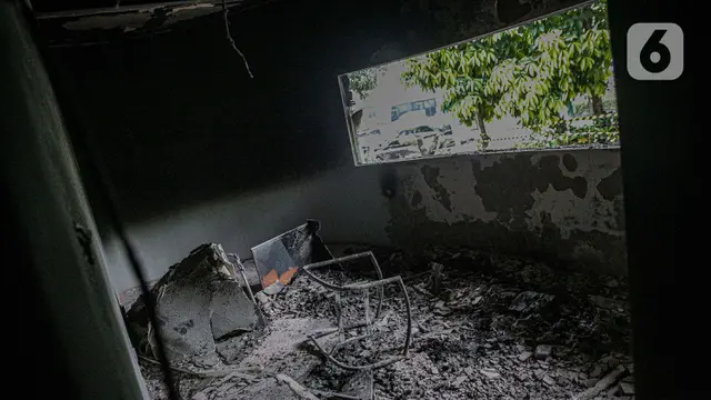 Kondisi Pospol Pejompongan Pasca Dibakar Massa