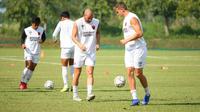 PSM Makassar berlatih menjelang duel lanjutan Grup H Piala AFC 2019 melawan Kaya FC. (Bola.com/Abdi Satria)
