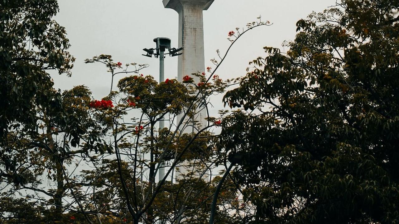 Best in Travel 2024, yang diumumkan baru-baru ini, mengejutkan banyak orang dengan mencantumkan Jakarta sebagai salah satu kota terbaik untuk disambangi tahun depan.