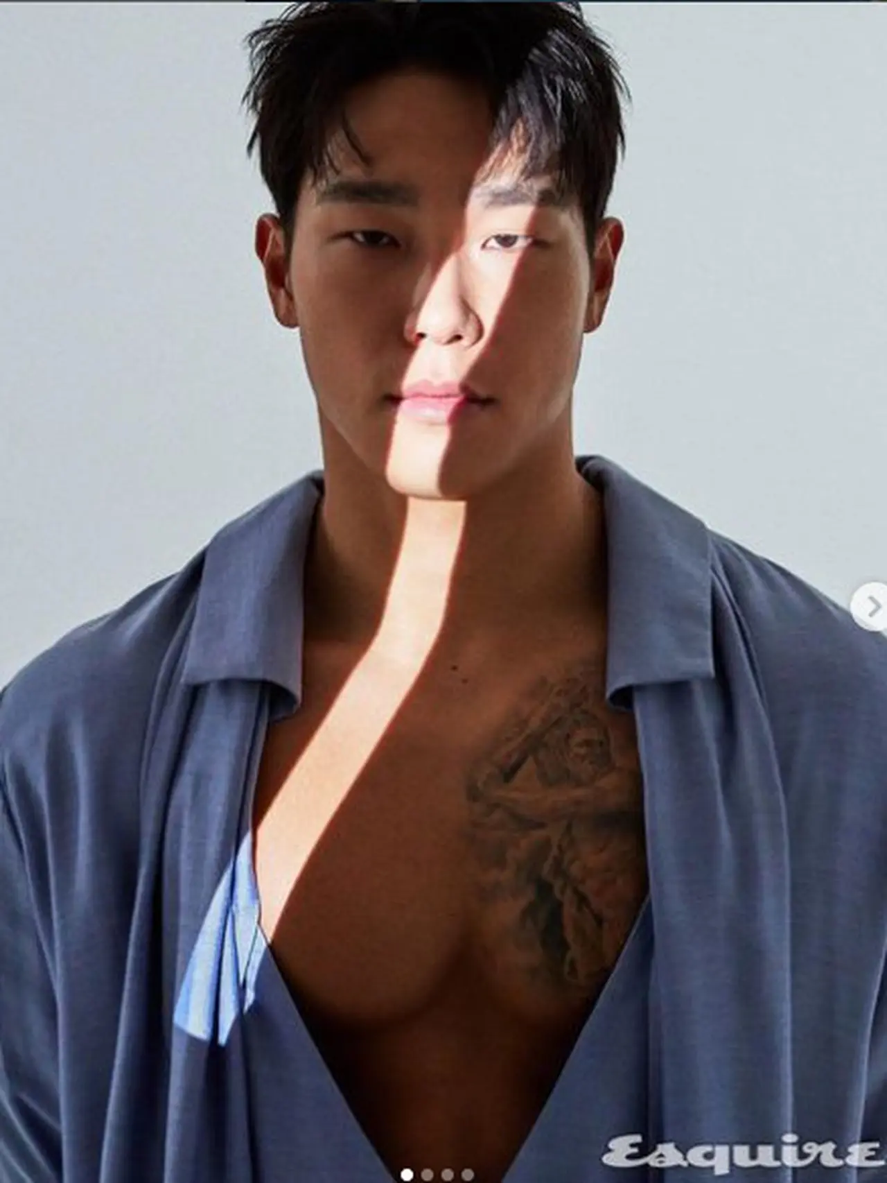 7 Potret Yun Sung Bin, sang Iron Man Korsel yang Dirumorkan Pacari