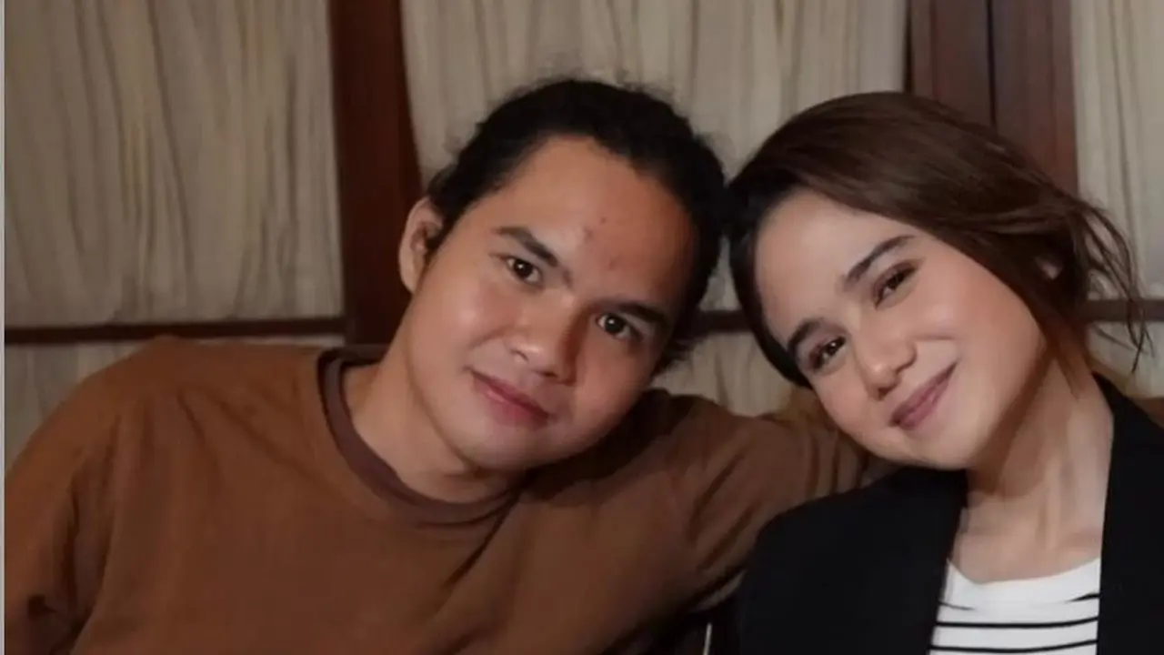 6 Adu Gaya Couple di Perayaan Ulang Tahun Al Ghazali, El Rumi-Syifa Hadju hingga Dul Jaelani-Tissa Biani Tampil Kompak