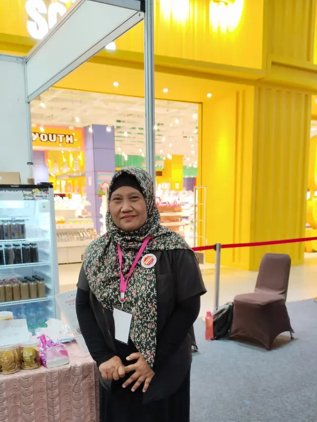 Harry Ros Miyati, pemilik usaha makanan Rose Bakery