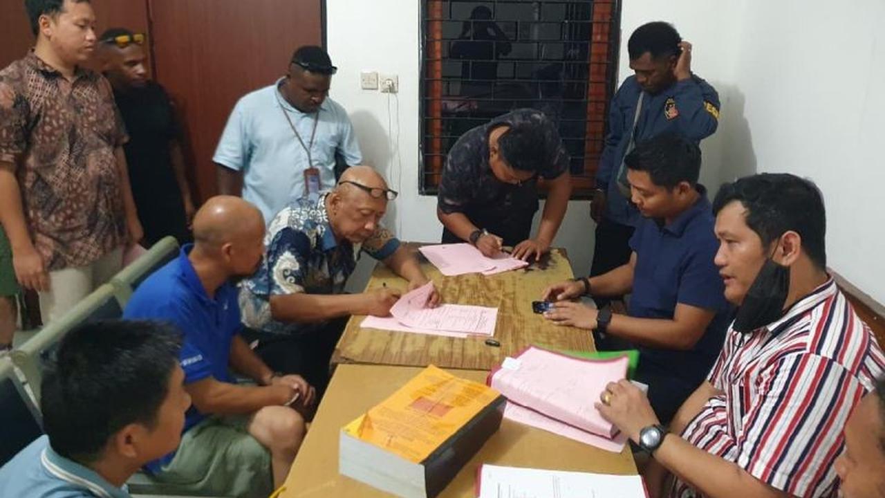 Polda Papua Limpahkan Kasus Tambang Ilegal WNA China ke Kejaksaan, Tujuh Tersangka Siap Disidang