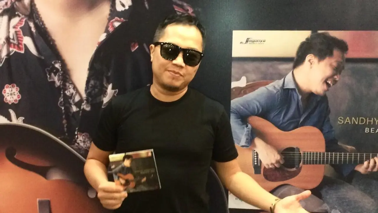 Sandhy Sondoro
