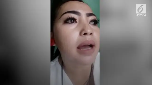 Setelah curhat di media sosial tentang keinginannya jalan-jalan viral. Nina Mpok Alpa kini menuai kesuksesan lewat meluncurkan single dangdut.