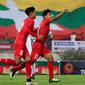 Hein Htet Aung, pemain Myanmar yang bermain di Liga Malaysia dijatuhi larangan satu pertandingan akibat melakukan salam tiga jari saat timnya bertemu PDRM di Liga 2 Malaysia (AFP/Sai Aung Main)