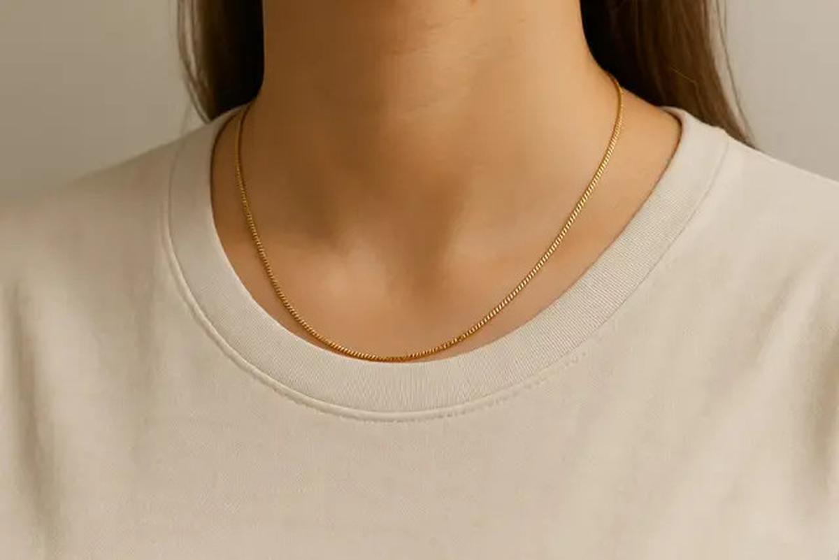 7 Model Kalung Emas yang Nyaman Dipakai Sehari-Hari, Tetap Modis Tanpa Ribet