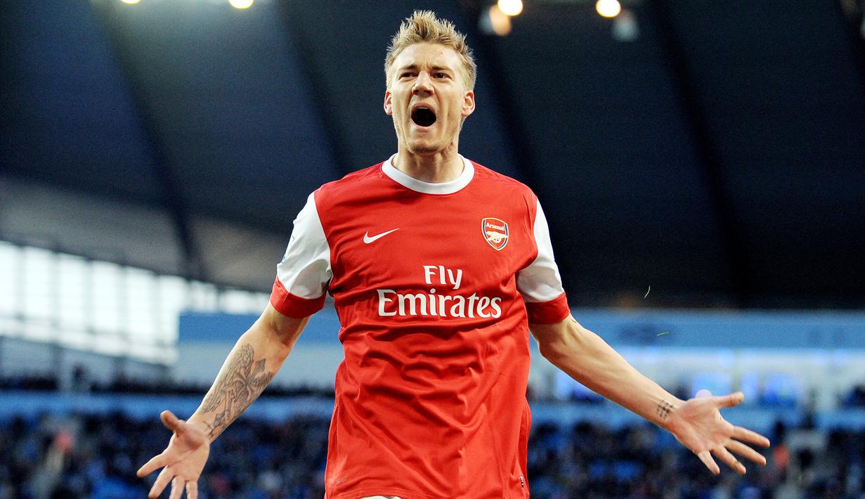 Nicklas Bendtner - Pemain yang memutuskan gantung sepatu pada awal tahun ini mendapatkan julukan Lord karena mulut besarnya. Ia Sempat berucap bahwa ia adalah striker terhebat. Namun kenyataanya ia justru tampil melempem dan sering dipinjamkan ke klub lain.  (Foto: AFP/Andrew Yates)