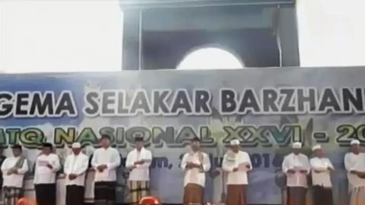 Salawat Massal Warga Mataram Pecahkan Rekor MURI