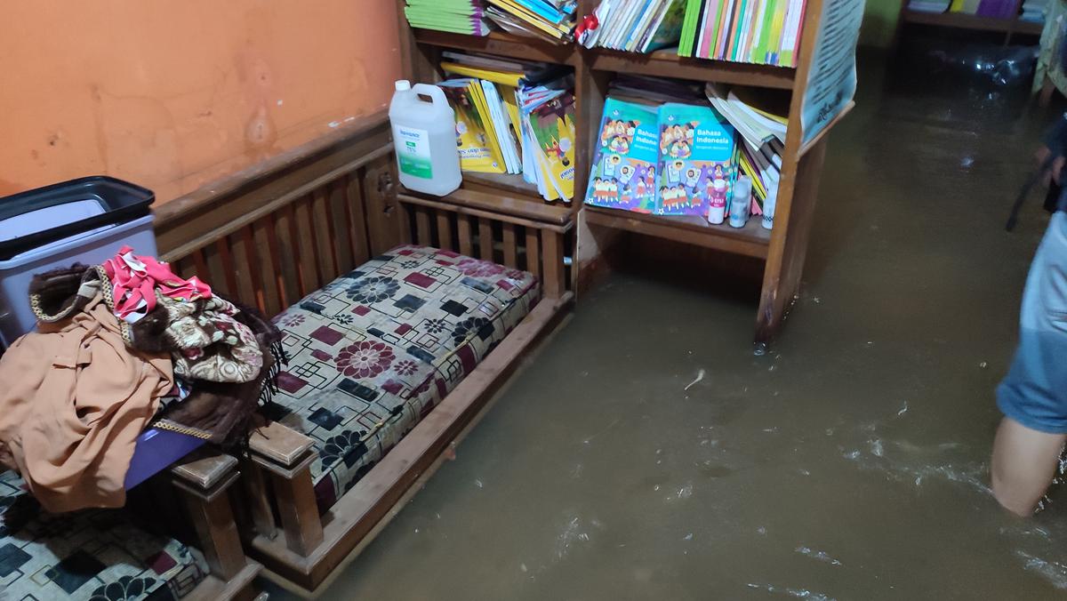 Banjir di SDN Sapan 3, Kabupaten Bandung