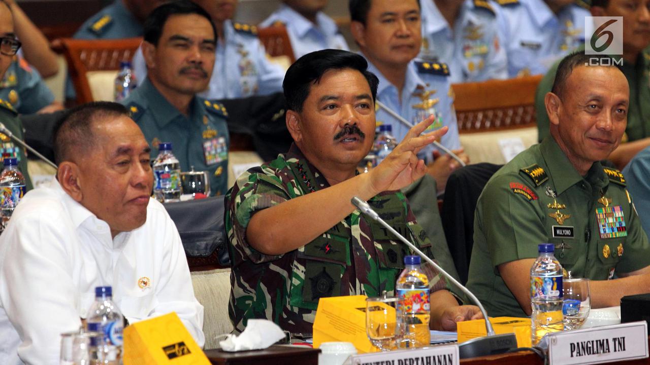 Menhan dan Panglima TNI Raker Dengan Komisi I DPR