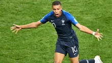 Striker timnas Prancis Kylian Mbappe merayakan selebrasi usai mencetak gol ke gawang Kroasia pada menit ke-65 dalam pertandingan sepak bola final Piala Dunia 2018 di Stadion Luzhniki, Moskow (15/7). (AFP PHOTO / Alexander Nemenov)
