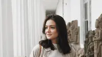 Bukan Pesta Pernikahan, Ternyata Ini Pesta yang Dihadiri Amanda Rawles!