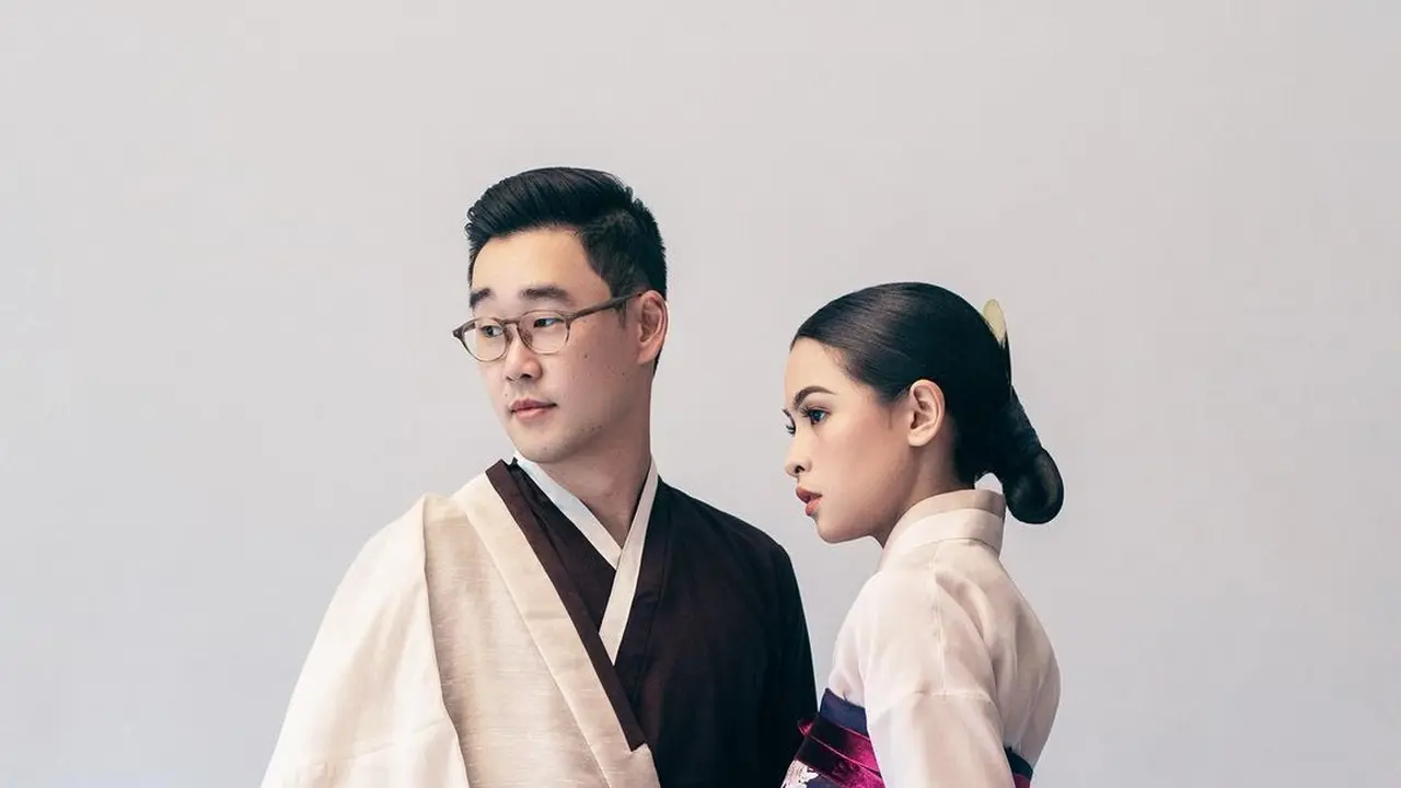 [Fimela] Maudy Ayunda dan Jesse Choi