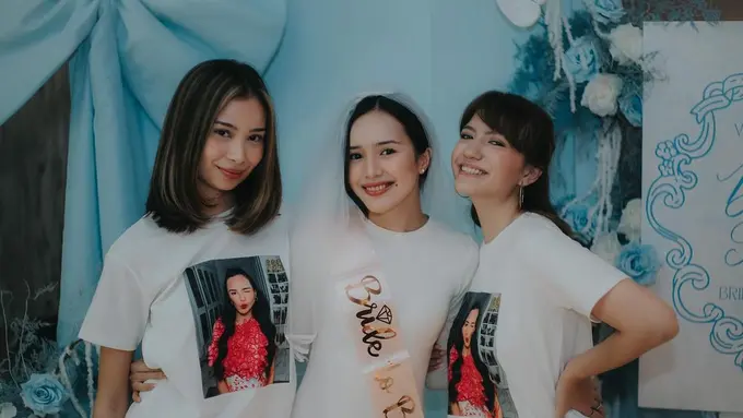 6 Potret Beby Tsabina Dapat Kejutan Bridal Shower dari Sahabat Artis, Calon Pengantin Tampil Memesona Kenakan Dress dan Veil