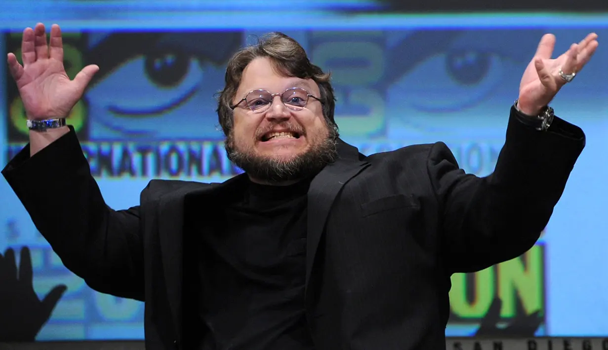 Selain Guillermo del Toro, nominator lain yang menjadi pesaingnya dalam Oscar 2018 adalah Christopher Nolan (“Dunkirk”), Jordan Peele (“Get Out”), Greta Gerwig (“Lady Bird”), and Paul Thomas Anderson (“Phantom Thread”). (The Film Temple)