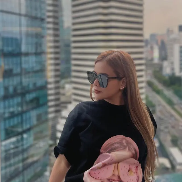 Perseteruan antara Denny Sumargo dan DJ Verny Hasan rupanya belum usai.